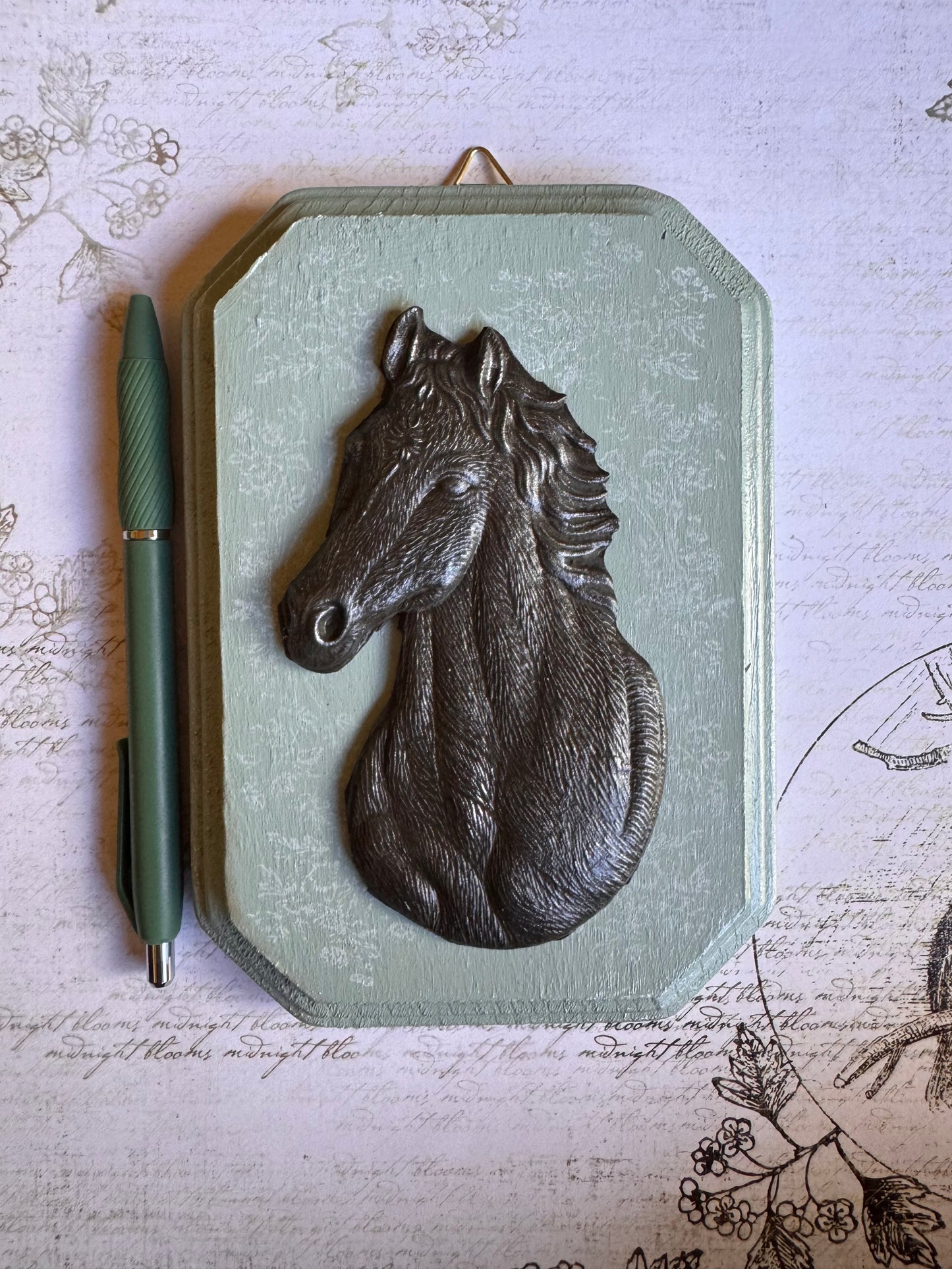 French Country Horse Wall Plaque: Shabby Chic French Country Style Gallery Wall