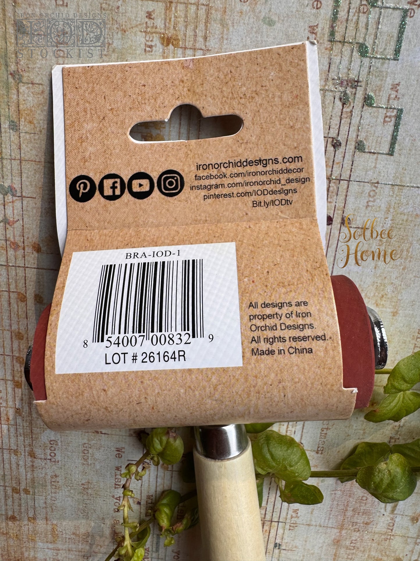 Iron Orchid Designs Rubber Brayer