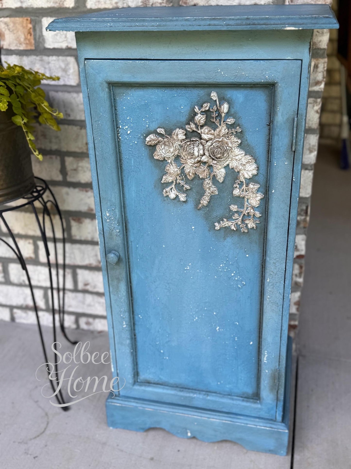 Velvet Cascade RIGHT, Decor Poly, Applique, Redesign with prima, 9.5" x 7" x 0.5"